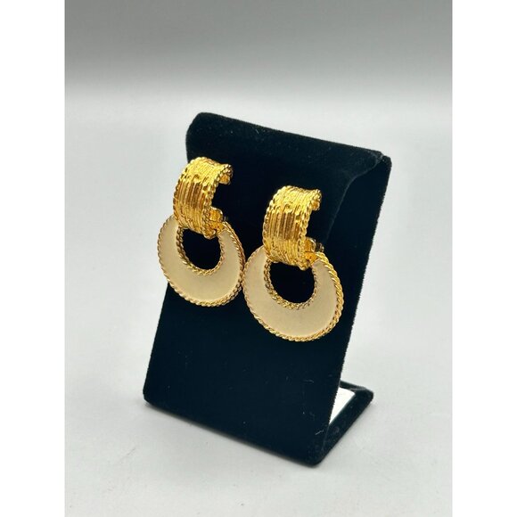 Kenneth Lane Signed Door Knockers Clip On Gold & Cream Enamel Removable Dangles - Picture 5 of 12